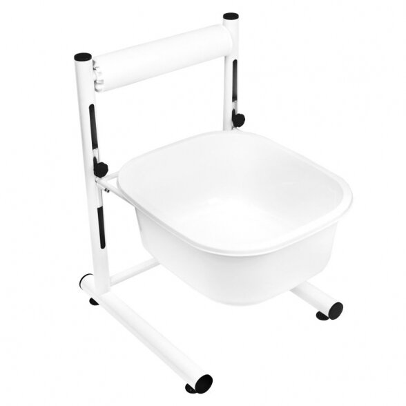 Pedicure tub with adjustable height 5