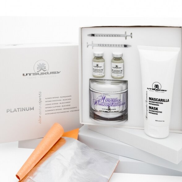 Utsukusy cosmetics set Platinum PROFESSIONAL